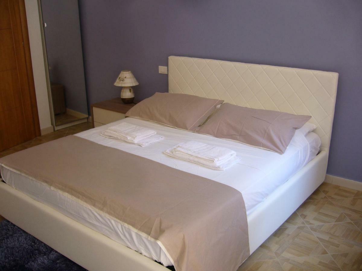 Casaleo Hotel Campofelice Di Roccella Ngoại thất bức ảnh