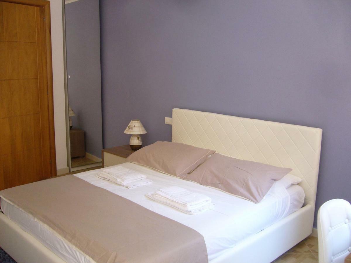 Casaleo Hotel Campofelice Di Roccella Ngoại thất bức ảnh