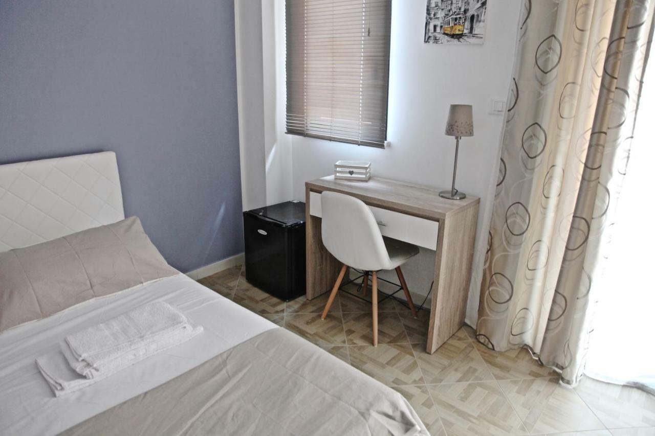 Casaleo Hotel Campofelice Di Roccella Ngoại thất bức ảnh