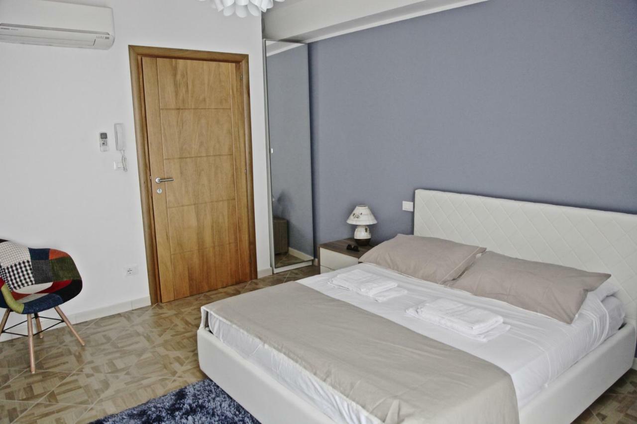Casaleo Hotel Campofelice Di Roccella Ngoại thất bức ảnh